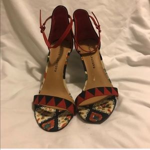 Chinese Laundry "La Paz" heels